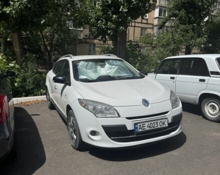 Білий Рено Меган, об'ємом двигуна 0 л та пробігом 250 тис. км за 6700 $, фото 1 на Automoto.ua