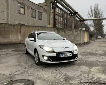 Белый Рено Меган, объемом двигателя 1.46 л и пробегом 280 тыс. км за 8350 $, фото 1 на Automoto.ua