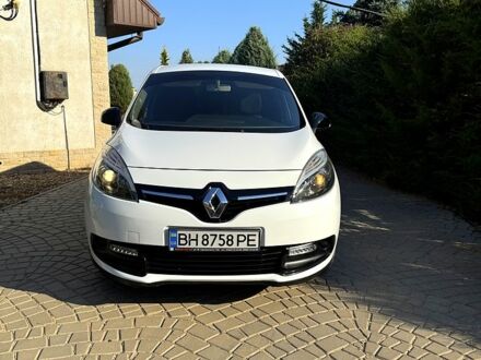 Белый Рено Меган, объемом двигателя 1.5 л и пробегом 250 тыс. км за 6300 $, фото 1 на Automoto.ua