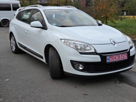 Рено Меган 2013 в Виннице на Automoto.ua Белый Рено Меган, объемом двигателя 1.5 л и пробегом 226 тыс. км за 7300 $, фото 1 на Automoto.ua