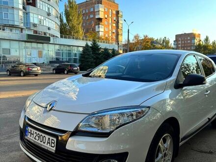 Белый Рено Меган, объемом двигателя 1.5 л и пробегом 173 тыс. км за 7000 $, фото 1 на Automoto.ua