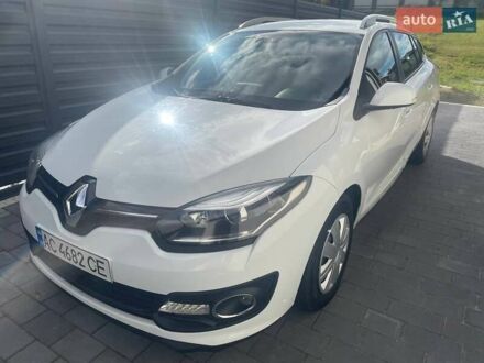 Рено Меган 2013 в Луцке на Automoto.ua Белый Рено Меган, объемом двигателя 1.46 л и пробегом 195 тыс. км за 7700 $, фото 1 на Automoto.ua