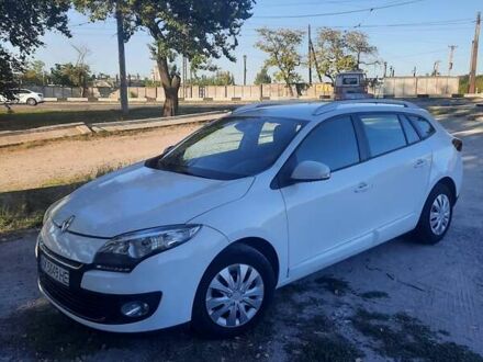 Білий Рено Меган, об'ємом двигуна 1.46 л та пробігом 259 тис. км за 7790 $, фото 1 на Automoto.ua