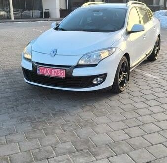 Белый Рено Меган, объемом двигателя 1.5 л и пробегом 197 тыс. км за 8750 $, фото 1 на Automoto.ua