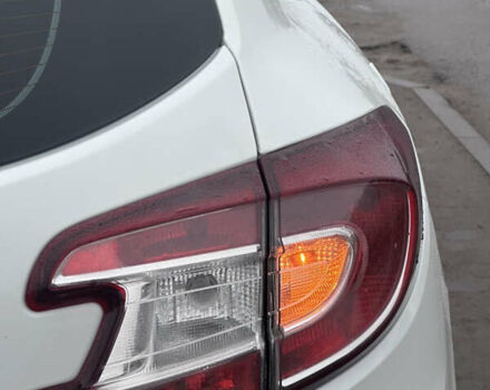 Белый Рено Меган, объемом двигателя 1.5 л и пробегом 271 тыс. км за 8000 $, фото 1 на Automoto.ua