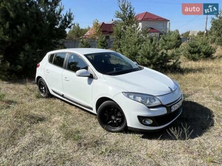Рено Меган 2013 в Прилуках на Automoto.ua Белый Рено Меган, объемом двигателя 1.5 л и пробегом 265 тыс. км за 5999 $, фото 1 на Automoto.ua