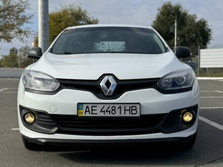 Белый Рено Меган, объемом двигателя 1.46 л и пробегом 224 тыс. км за 6700 $, фото 1 на Automoto.ua