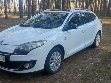 Рено Меган 2013 в Сновск (Щорс) на Automoto.ua Белый Рено Меган, объемом двигателя 1.46 л и пробегом 220 тыс. км за 8700 $, фото 1 на Automoto.ua