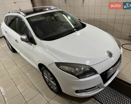 Білий Рено Меган, об'ємом двигуна 1.46 л та пробігом 272 тис. км за 8999 $, фото 1 на Automoto.ua