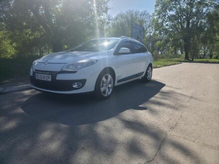 Белый Рено Меган, объемом двигателя 1.5 л и пробегом 253 тыс. км за 7500 $, фото 1 на Automoto.ua