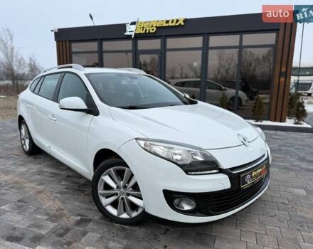 Білий Рено Меган, об'ємом двигуна 1.5 л та пробігом 212 тис. км за 8199 $, фото 1 на Automoto.ua