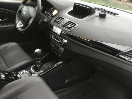 Белый Рено Меган, объемом двигателя 1.5 л и пробегом 418 тыс. км за 7700 $, фото 1 на Automoto.ua