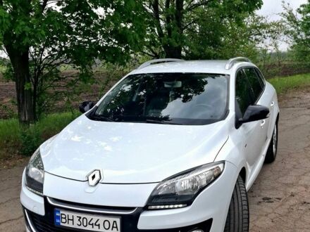 Білий Рено Меган, об'ємом двигуна 1.46 л та пробігом 250 тис. км за 7700 $, фото 1 на Automoto.ua