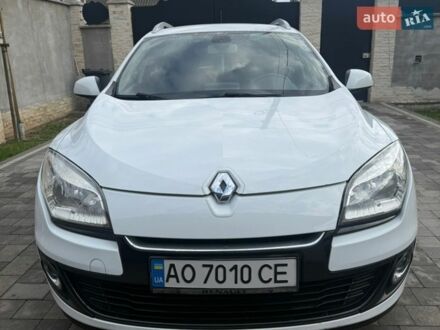 Білий Рено Меган, об'ємом двигуна 1.6 л та пробігом 267 тис. км за 6800 $, фото 1 на Automoto.ua