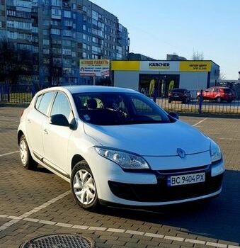 Белый Рено Меган, объемом двигателя 1.46 л и пробегом 190 тыс. км за 6799 $, фото 1 на Automoto.ua