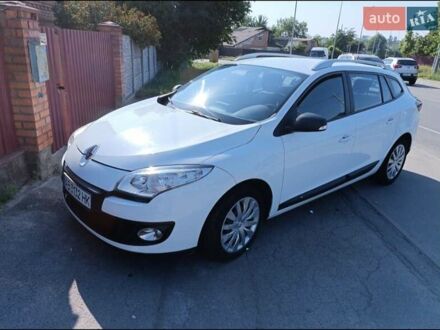 Білий Рено Меган, об'ємом двигуна 1.46 л та пробігом 233 тис. км за 7500 $, фото 1 на Automoto.ua