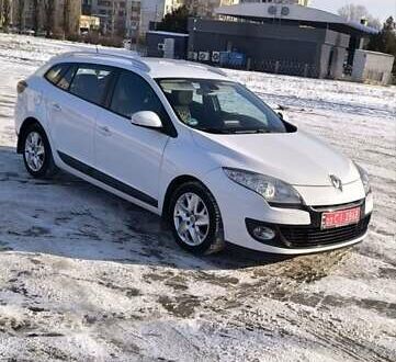 Белый Рено Меган, объемом двигателя 1.5 л и пробегом 197 тыс. км за 8750 $, фото 1 на Automoto.ua