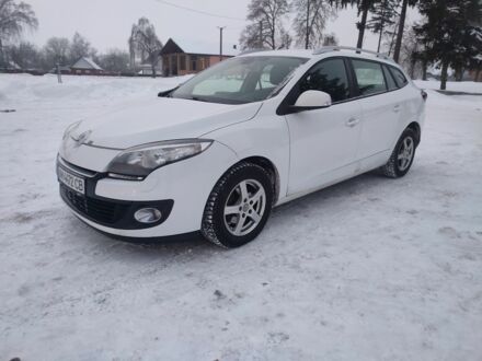 Белый Рено Меган, объемом двигателя 1.5 л и пробегом 370 тыс. км за 6700 $, фото 1 на Automoto.ua