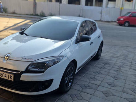 Білий Рено Меган, об'ємом двигуна 1.46 л та пробігом 297 тис. км за 7500 $, фото 1 на Automoto.ua