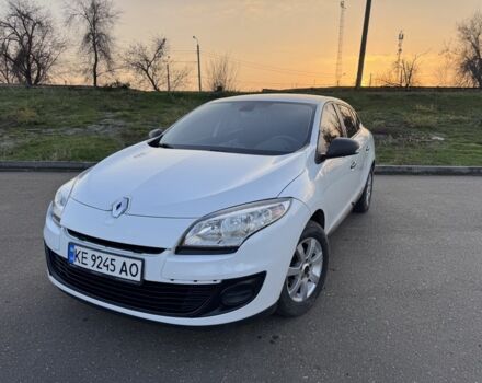 Белый Рено Меган, объемом двигателя 1.5 л и пробегом 217 тыс. км за 6800 $, фото 1 на Automoto.ua