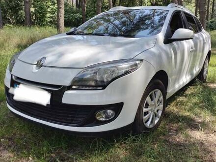 Белый Рено Меган, объемом двигателя 1.5 л и пробегом 230 тыс. км за 8900 $, фото 1 на Automoto.ua