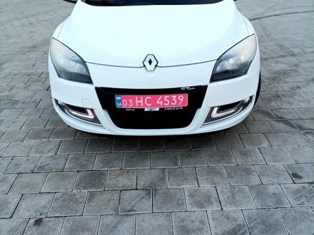 Белый Рено Меган, объемом двигателя 1.5 л и пробегом 212 тыс. км за 9700 $, фото 1 на Automoto.ua