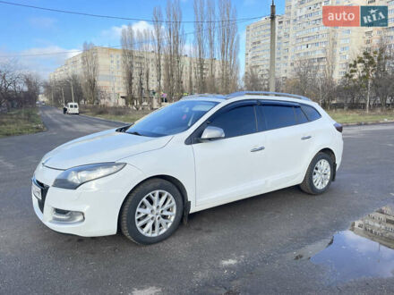 Белый Рено Меган, объемом двигателя 1.46 л и пробегом 390 тыс. км за 8200 $, фото 1 на Automoto.ua