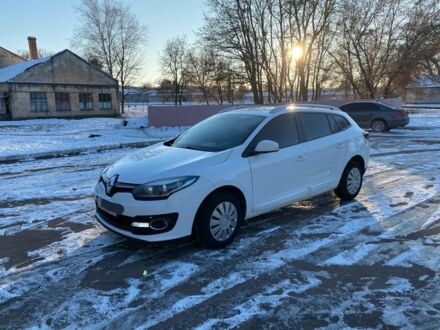Белый Рено Меган, объемом двигателя 1.5 л и пробегом 217 тыс. км за 7999 $, фото 1 на Automoto.ua