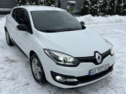 Білий Рено Меган, об'ємом двигуна 1.46 л та пробігом 220 тис. км за 7400 $, фото 1 на Automoto.ua
