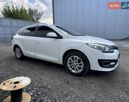 Белый Рено Меган, объемом двигателя 1.46 л и пробегом 214 тыс. км за 8200 $, фото 1 на Automoto.ua