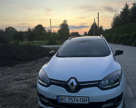 Белый Рено Меган, объемом двигателя 1.6 л и пробегом 185 тыс. км за 8300 $, фото 1 на Automoto.ua