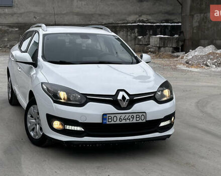 Белый Рено Меган, объемом двигателя 1.46 л и пробегом 270 тыс. км за 8100 $, фото 1 на Automoto.ua