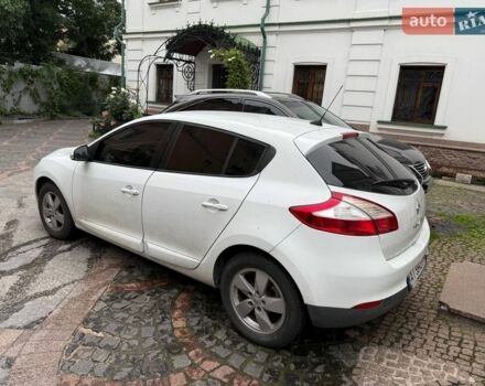 Белый Рено Меган, объемом двигателя 1.46 л и пробегом 285 тыс. км за 6700 $, фото 1 на Automoto.ua