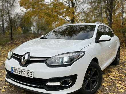 Рено Меган 2014 в Первомайск на Automoto.ua Белый Рено Меган, объемом двигателя 1.46 л и пробегом 272 тыс. км за 8500 $, фото 1 на Automoto.ua