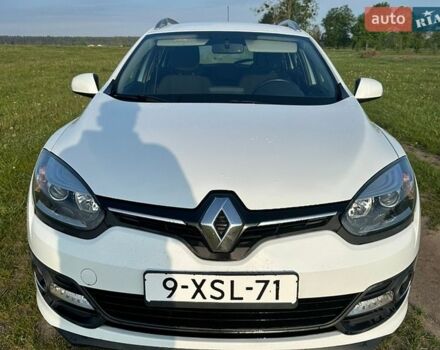 Белый Рено Меган, объемом двигателя 1.46 л и пробегом 263 тыс. км за 8700 $, фото 1 на Automoto.ua