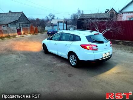 Рено Меган 2014 в Запорожье на Automoto.ua Белый Рено Меган, объемом двигателя 1.5 л и пробегом 242 тыс. км за 9000 $, фото 1 на Automoto.ua