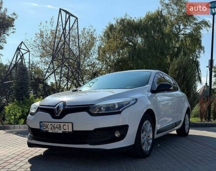Белый Рено Меган, объемом двигателя 1.5 л и пробегом 215 тыс. км за 8100 $, фото 1 на Automoto.ua