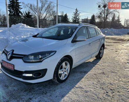 Белый Рено Меган, объемом двигателя 1.5 л и пробегом 223 тыс. км за 8800 $, фото 1 на Automoto.ua