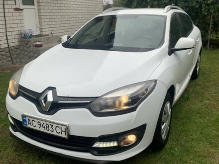Рено Меган 2014 в Луцке на Automoto.ua Белый Рено Меган, объемом двигателя 1.5 л и пробегом 225 тыс. км за 8300 $, фото 1 на Automoto.ua