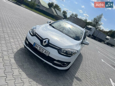 Рено Меган 2015 в Тульчине на Automoto.ua Белый Рено Меган, объемом двигателя 1.46 л и пробегом 126 тыс. км за 9500 $, фото 1 на Automoto.ua