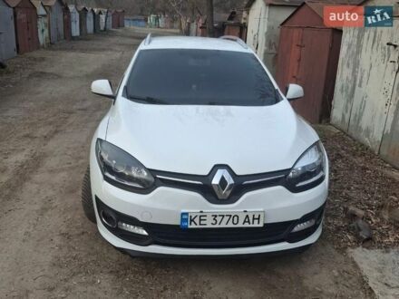 Белый Рено Меган, объемом двигателя 1.5 л и пробегом 257 тыс. км за 9000 $, фото 1 на Automoto.ua