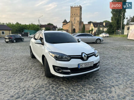 Рено Меган 2015 в Луцке на Automoto.ua Белый Рено Меган, объемом двигателя 1.46 л и пробегом 146 тыс. км за 10799 $, фото 1 на Automoto.ua