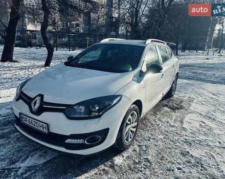 Белый Рено Меган, объемом двигателя 1.5 л и пробегом 257 тыс. км за 7999 $, фото 1 на Automoto.ua