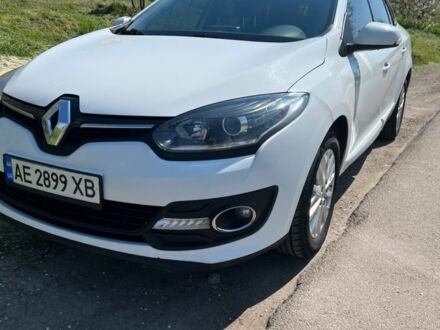 Белый Рено Меган, объемом двигателя 1.5 л и пробегом 290 тыс. км за 8799 $, фото 1 на Automoto.ua