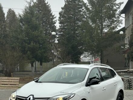 Білий Рено Меган, об'ємом двигуна 1.5 л та пробігом 150 тис. км за 8000 $, фото 1 на Automoto.ua