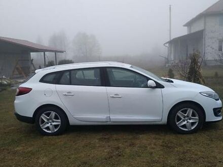 Белый Рено Меган, объемом двигателя 1.5 л и пробегом 245 тыс. км за 9000 $, фото 1 на Automoto.ua