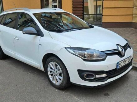 Рено Меган 2015 у Києві на Automoto.ua Білий Рено Меган, об'ємом двигуна 1.5 л та пробігом 332 тис. км за 7900 $, фото 1 на Automoto.ua