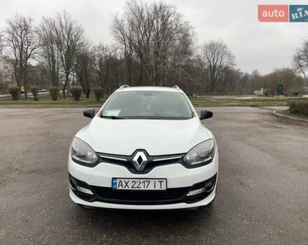 Белый Рено Меган, объемом двигателя 1.46 л и пробегом 320 тыс. км за 8200 $, фото 1 на Automoto.ua