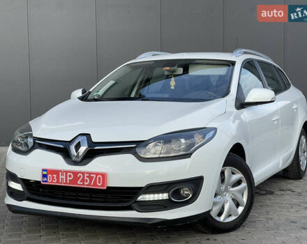 Белый Рено Меган, объемом двигателя 1.5 л и пробегом 197 тыс. км за 8900 $, фото 1 на Automoto.ua