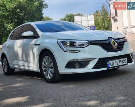 Белый Рено Меган, объемом двигателя 1.46 л и пробегом 228 тыс. км за 7999 $, фото 1 на Automoto.ua